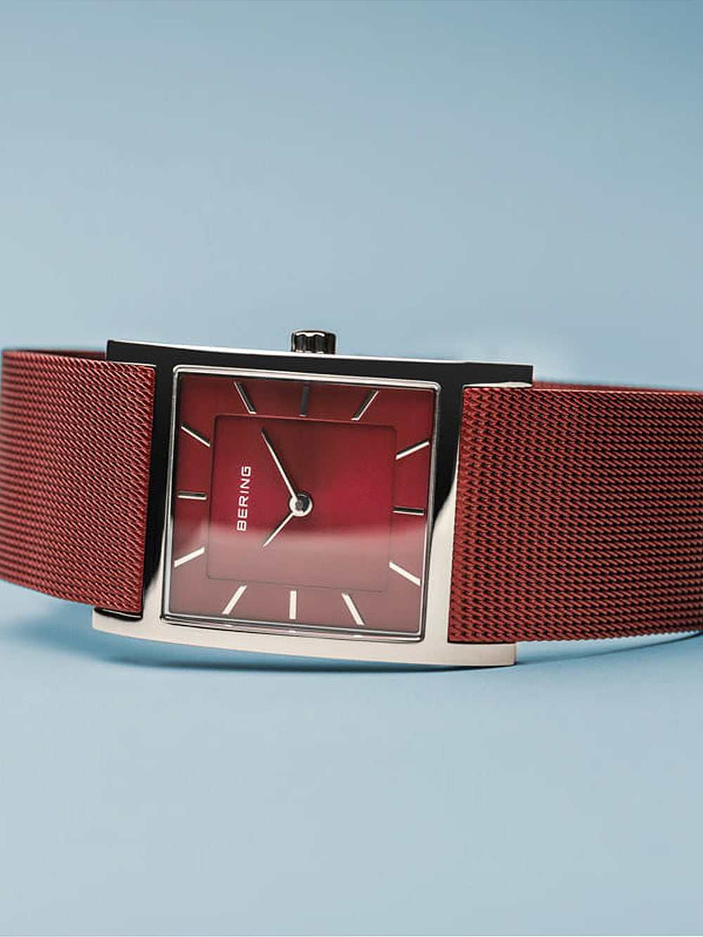 Bering 10426-303-S Classic moteriškas laikrodis 26mm 5ATM