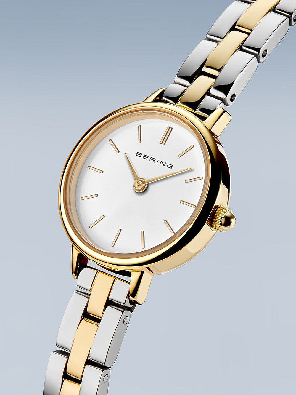 Bering 11022-714 Classic moteriškas laikrodis 22mm 3ATM