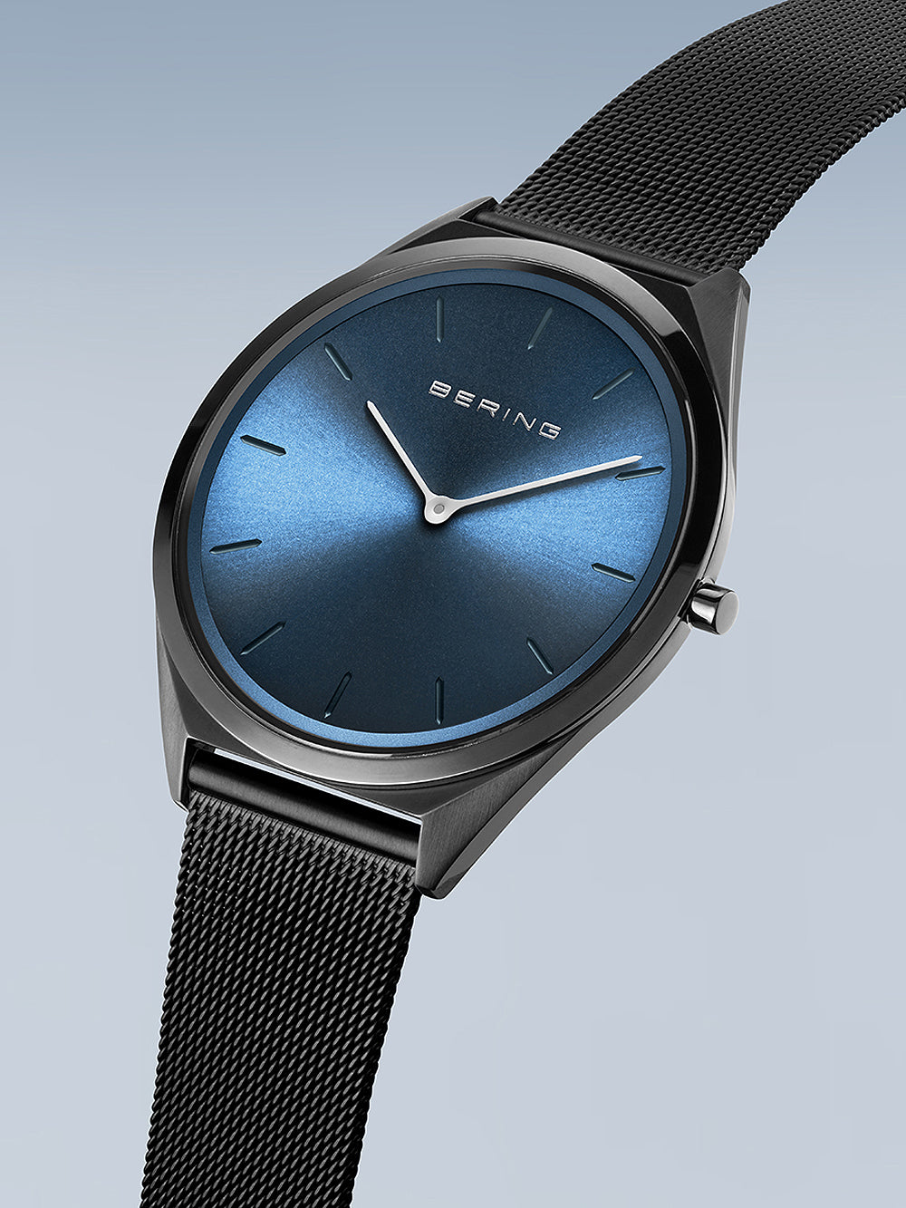 Bering 17039-227 unisex classic 39mm 3ATM