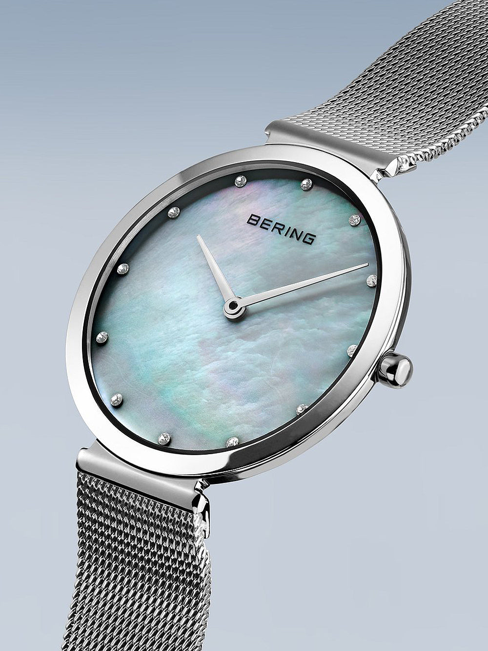 Bering 18132-004 moteriškas laikrodis classic 32mm 3ATM