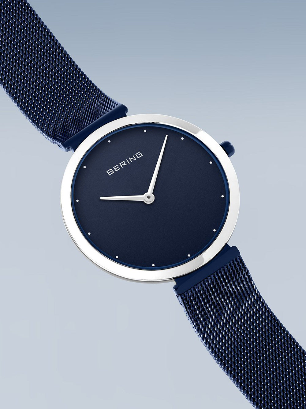 Bering 18132-397 moteriškas laikrodis classic 32mm 3ATM