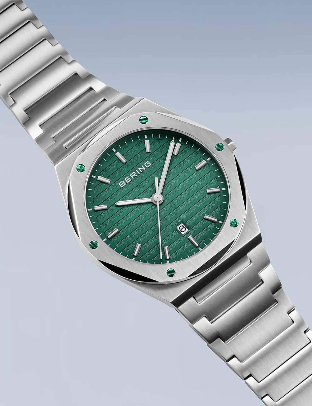 Bering 19742-708 vyriškas laikrodis Classic 42mm 10ATM