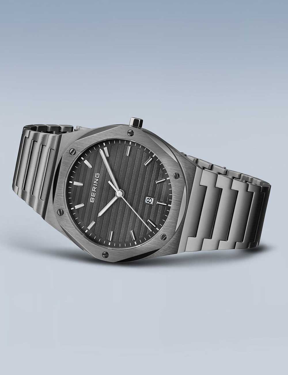 Bering 19742-777 vyriškas laikrodis Classic 42mm 10ATM