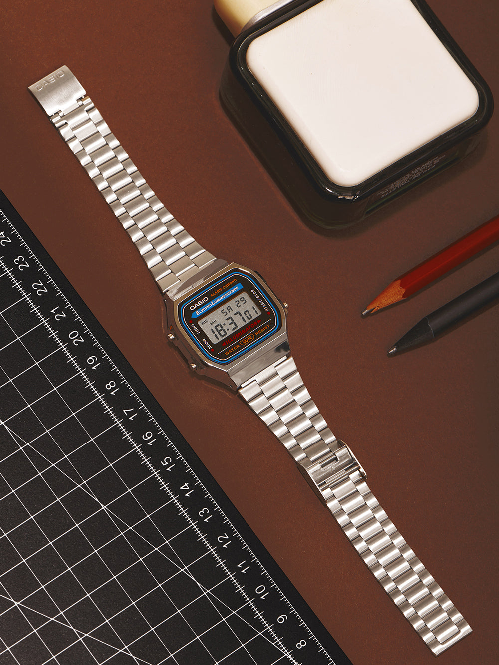 CASIO A168WA-1YES Collection 35mm 3 ATM