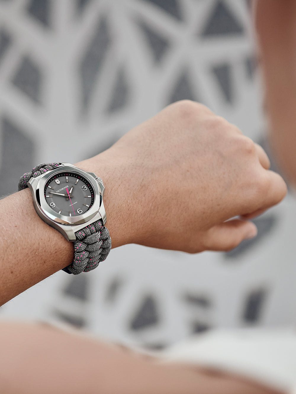 Victorinox 241920 I.N.O.X. V moteriškas laikrodis 37mm 10ATM