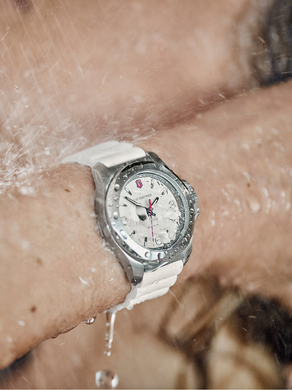 Victorinox 241921 I.N.O.X. V moteriškas laikrodis 37mm 10ATM