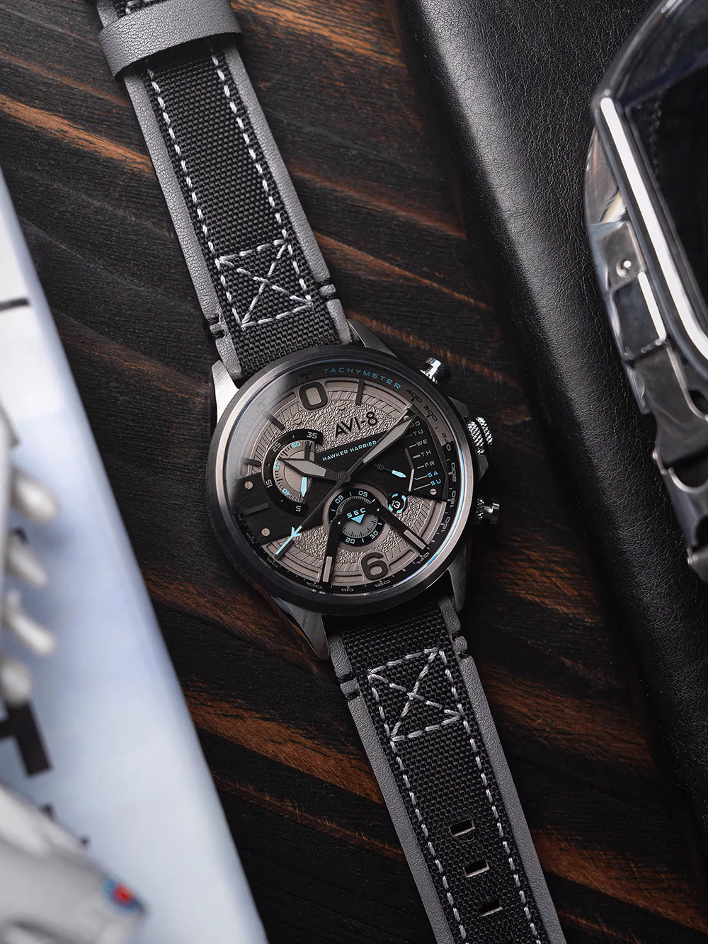 AVI-8 AV-4056-08 vyriškas laikrodis Hawker Harrier Dual Retrograde Chronograph 44mm 5ATM