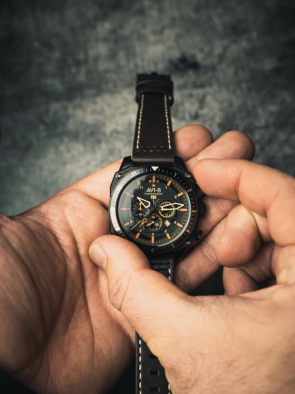 AVI-8 AV-4100-08 vyriškas laikrodis Hawker Hunter Dual Time Chronograph 43mm 5ATM