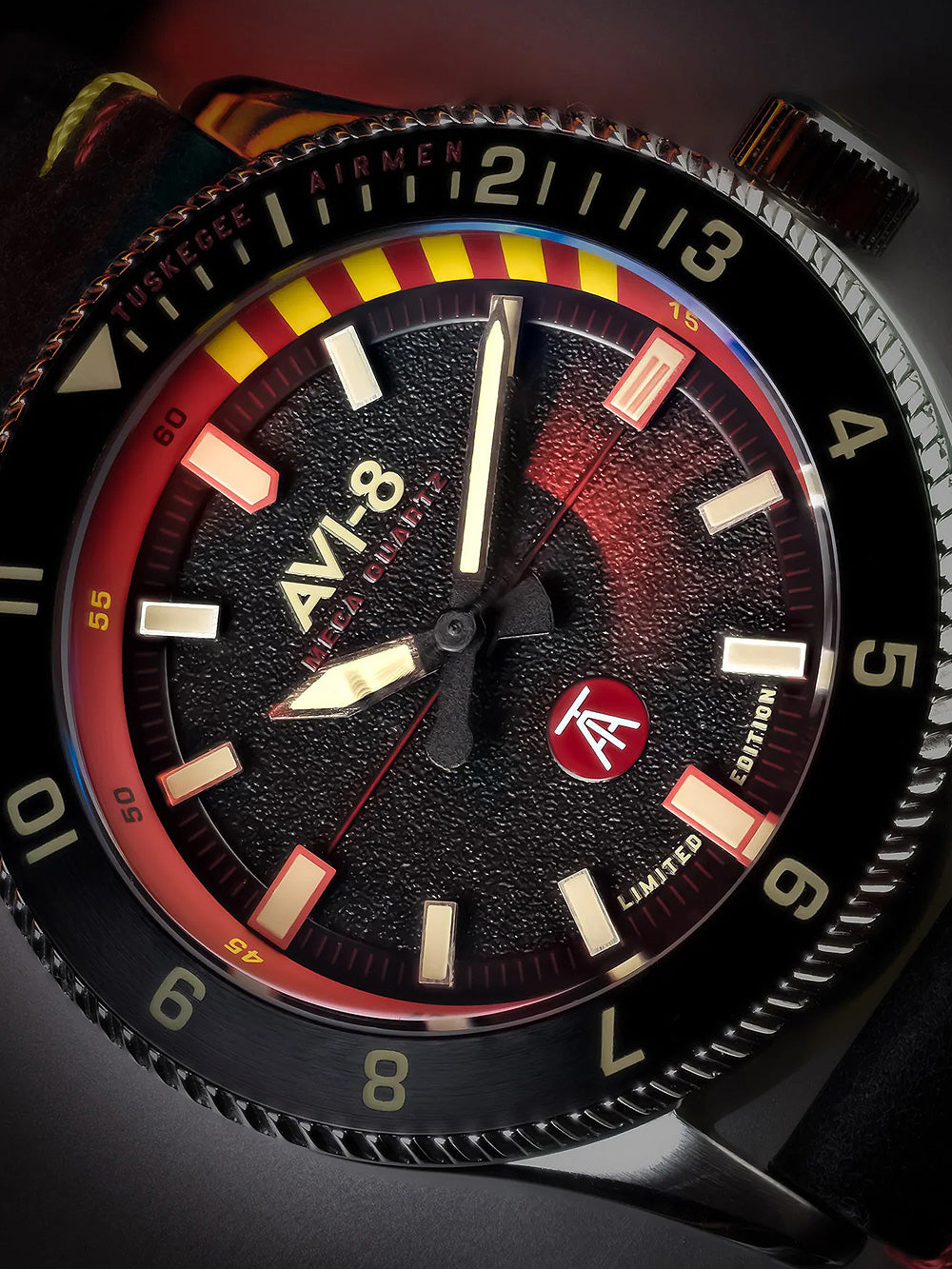 AVI-8 AV-4103-01 Tuskegee Airmen Limited Edition vyriškas laikrodis 40mm 5ATM