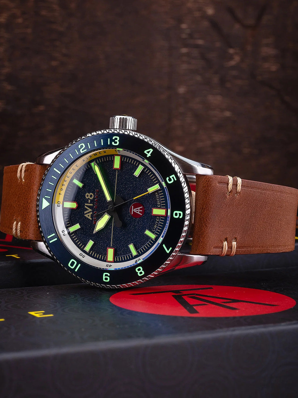 AVI-8 AV-4103-02 Tuskegee Airmen Limited Edition vyriškas laikrodis 40mm 5ATM