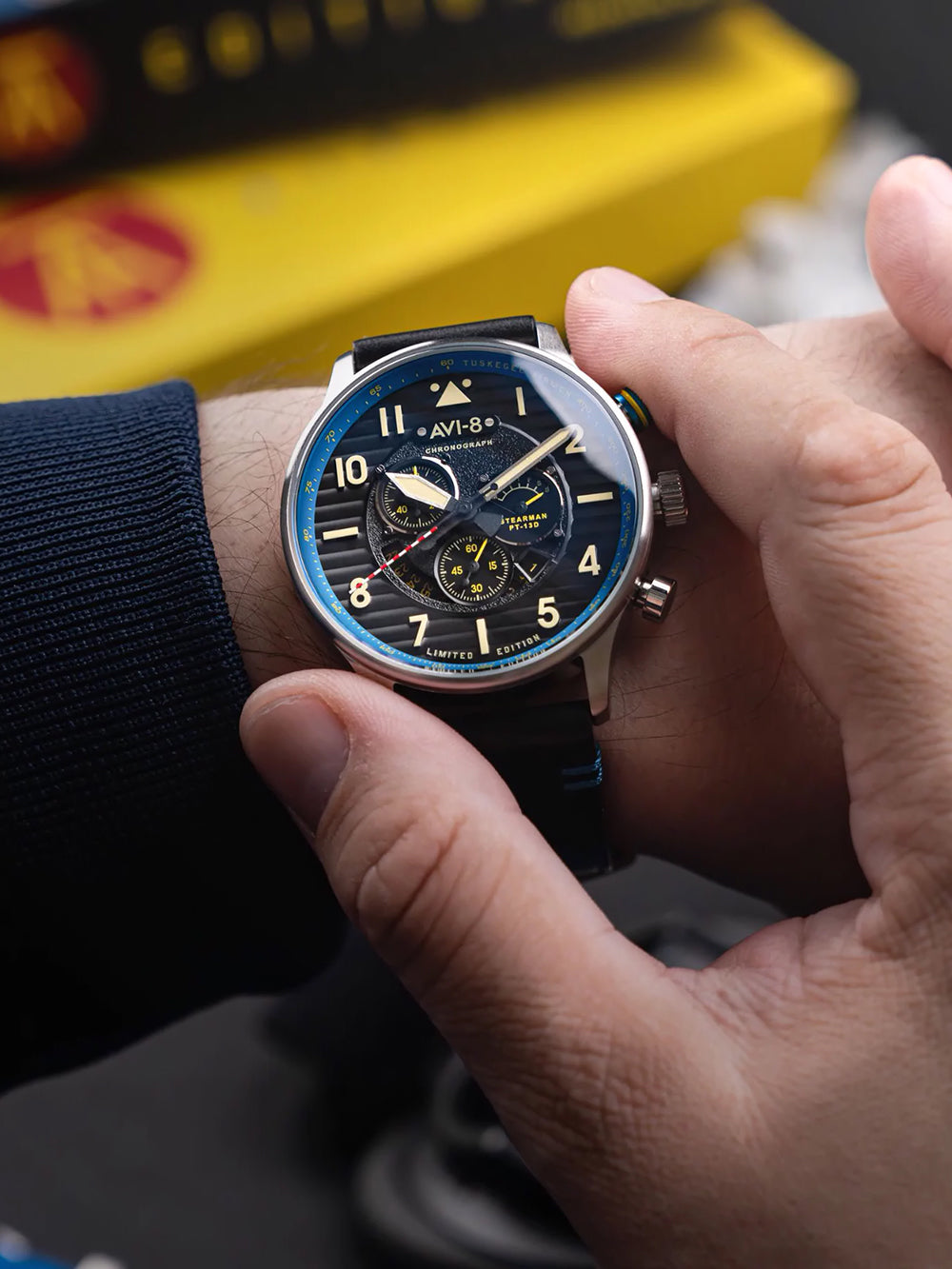 AVI-8 AV-4109-03 vyriškas laikrodis Flyboy Spirit of Tuskegee Limited Chrono 44mm 5ATM