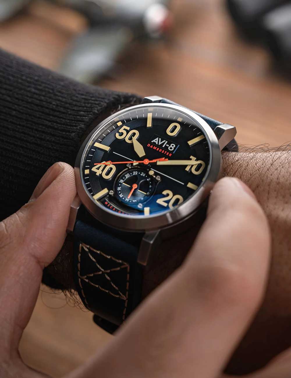 AVI-8 AV-4113-01 vyriškas laikrodis Dambuster Chadwick 43mm 5ATM