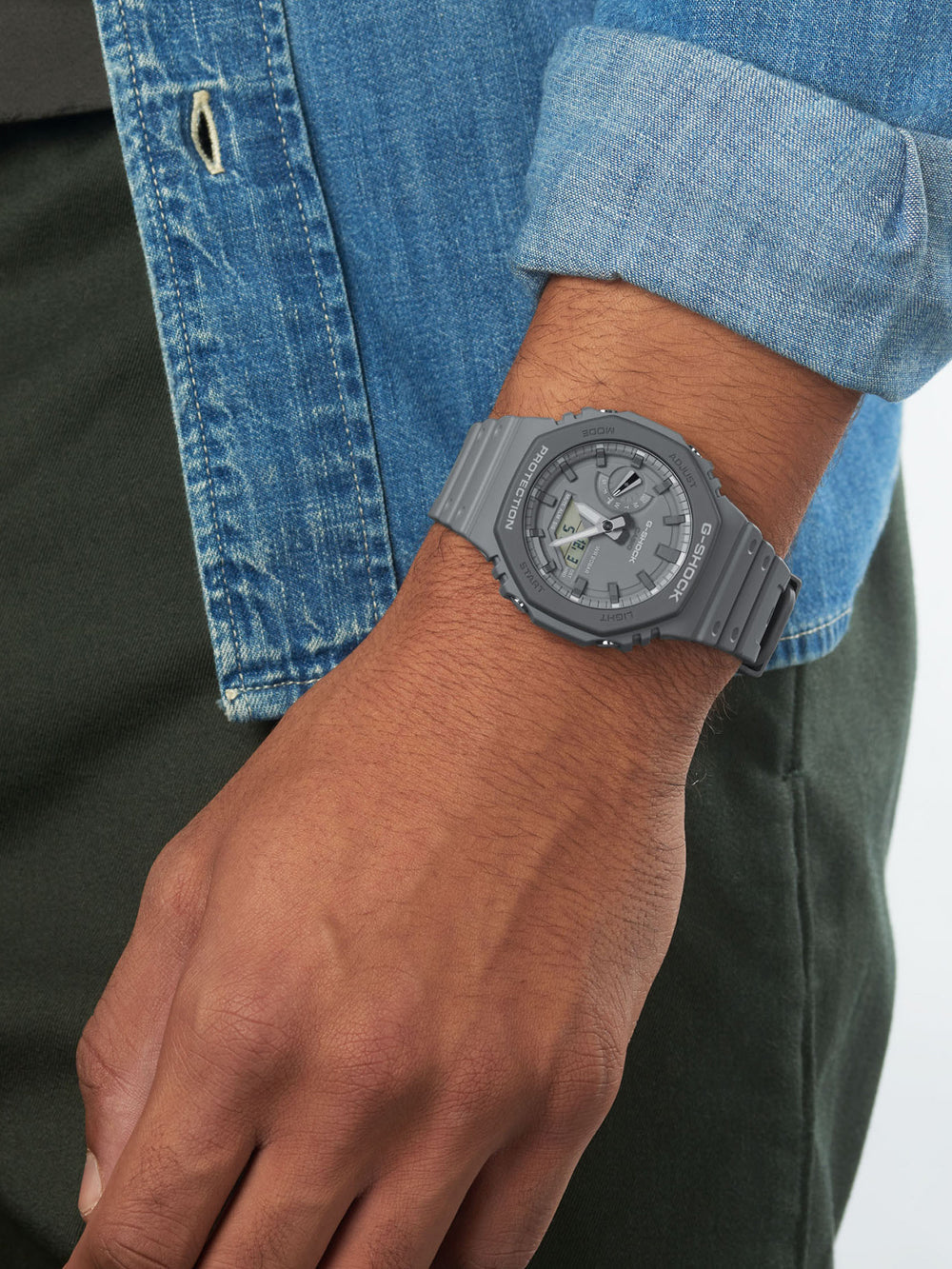 Casio GA-2110ET-8AER G-Shock vyriškas laikrodis 45mm 20ATM