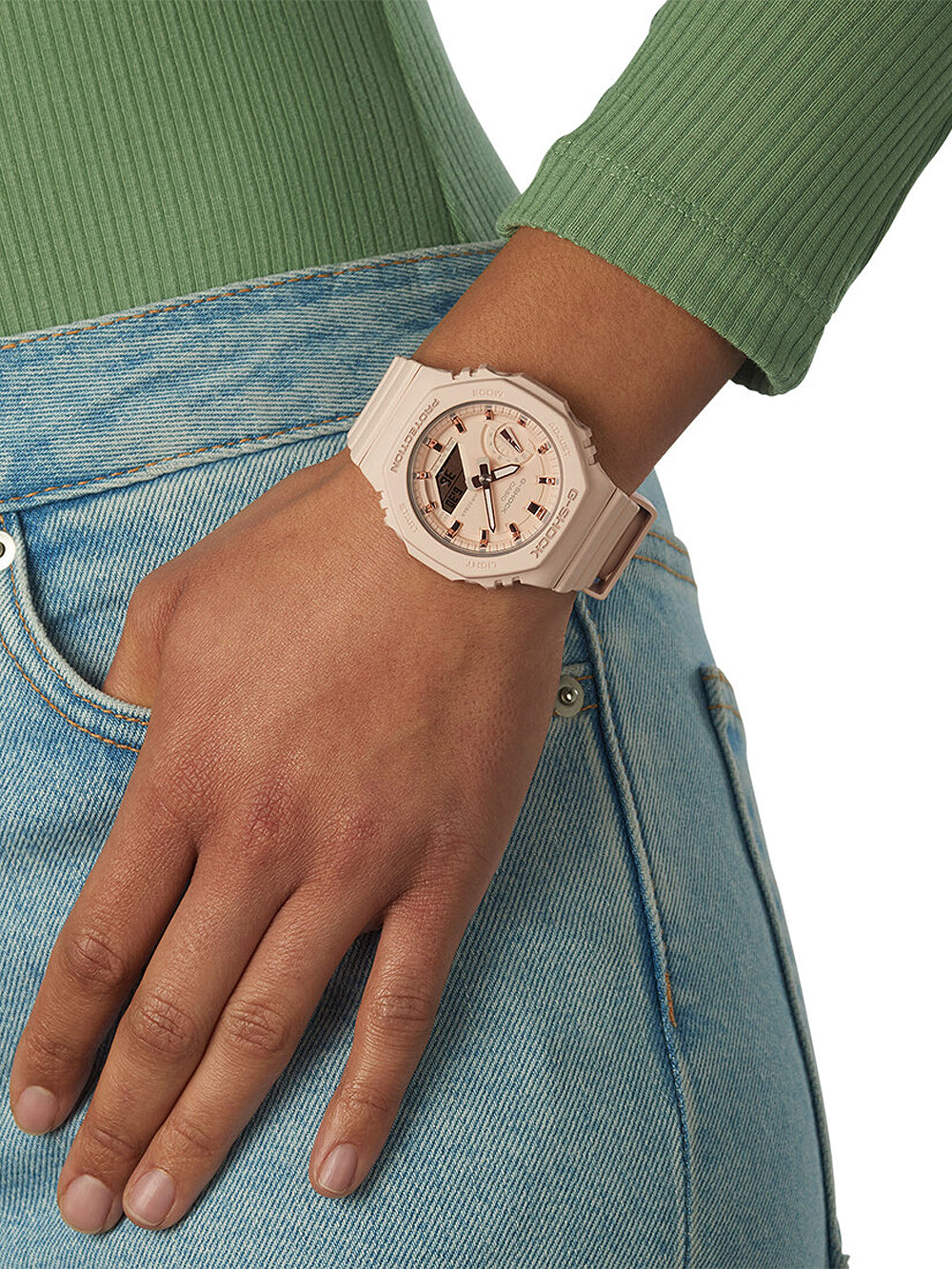 Casio GMA-S2100-4AER G-Shock 43mm 20ATM