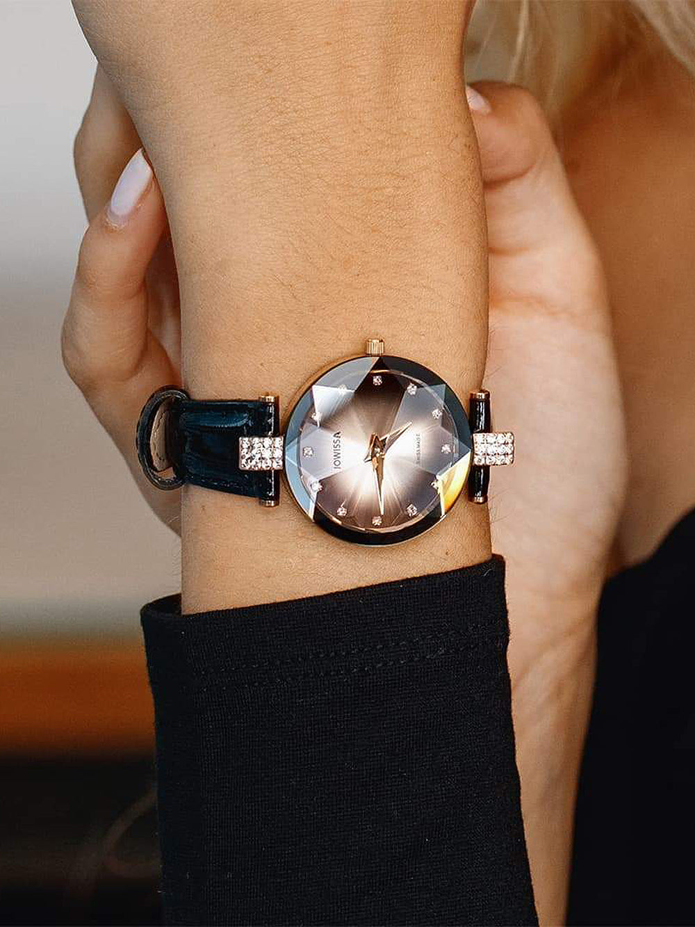 Jowissa J5.651.M Facet Strass moteriškas laikrodis 29mm 5ATM