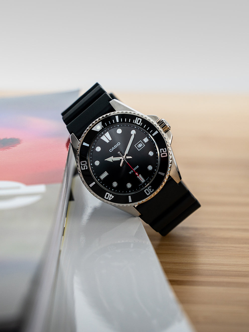 Casio MDV-107-1A1VEF Collection 44mm 20ATM