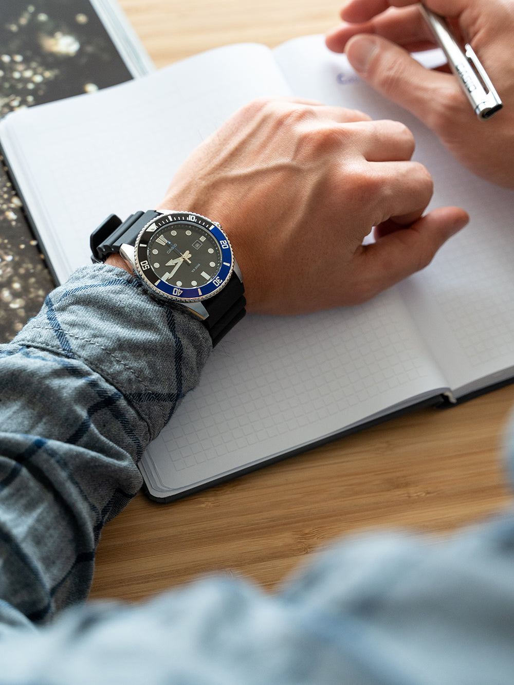 Casio MDV-107-1A2VEF Collection 44mm 20ATM