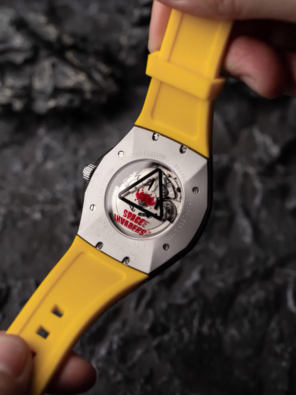 Nubeo NB-6099-SI-04 vyriškas laikrodis Space Invaders Limited Edition Automatic 44mm 5ATM