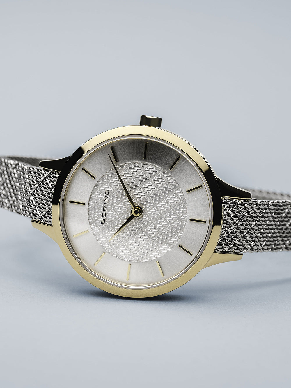 Bering 17831-010 Klasikinis Moteriškas 31mm 5ATM