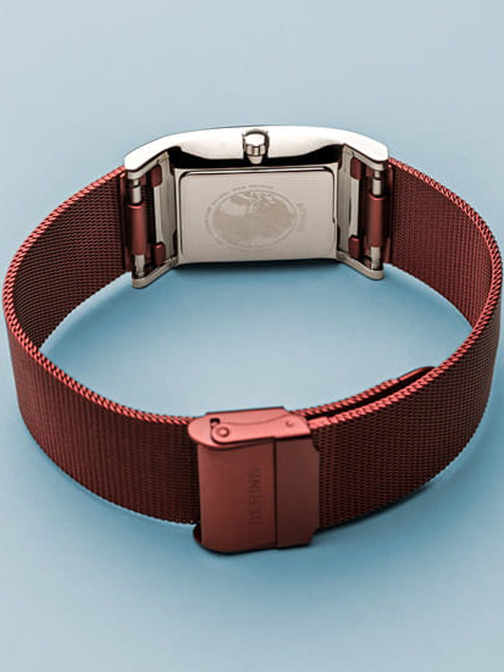 Bering 10426-303-S Classic moteriškas laikrodis 26mm 5ATM