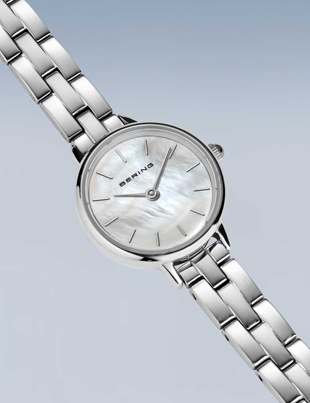 Bering 11022-704 Classic moteriškas laikrodis 22mm 3ATM