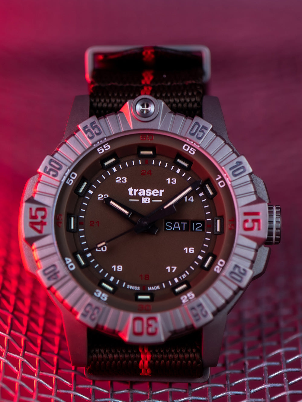 Traser H3 110669 Tactical Brown Titan vyriškas laikrodis 46mm 20ATM