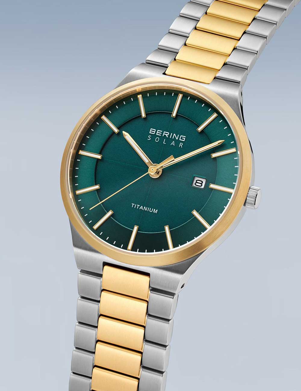 Bering 14439-718 vyriškas laikrodis Titanium Solar 39mm 10ATM