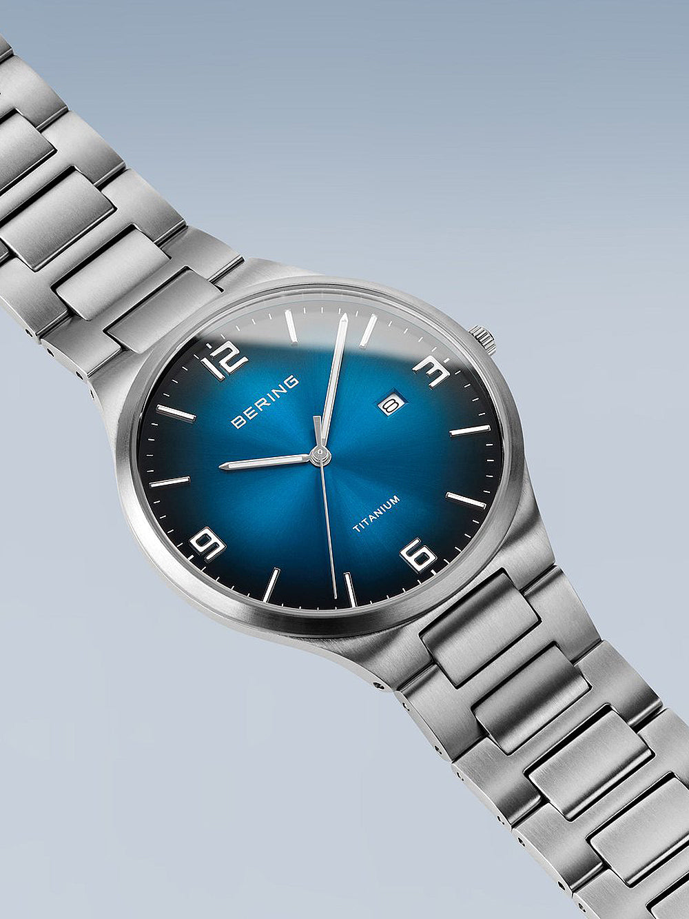 Bering 15240-777 vyriškas laikrodis Titanium vyriškas laikrodis 40mm 5ATM