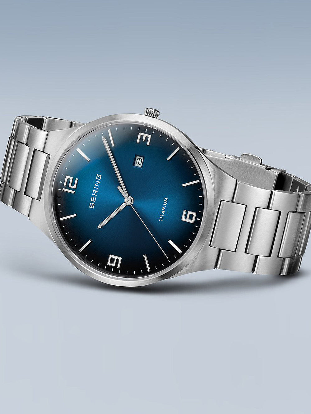 Bering 15240-777 vyriškas laikrodis Titanium vyriškas laikrodis 40mm 5ATM