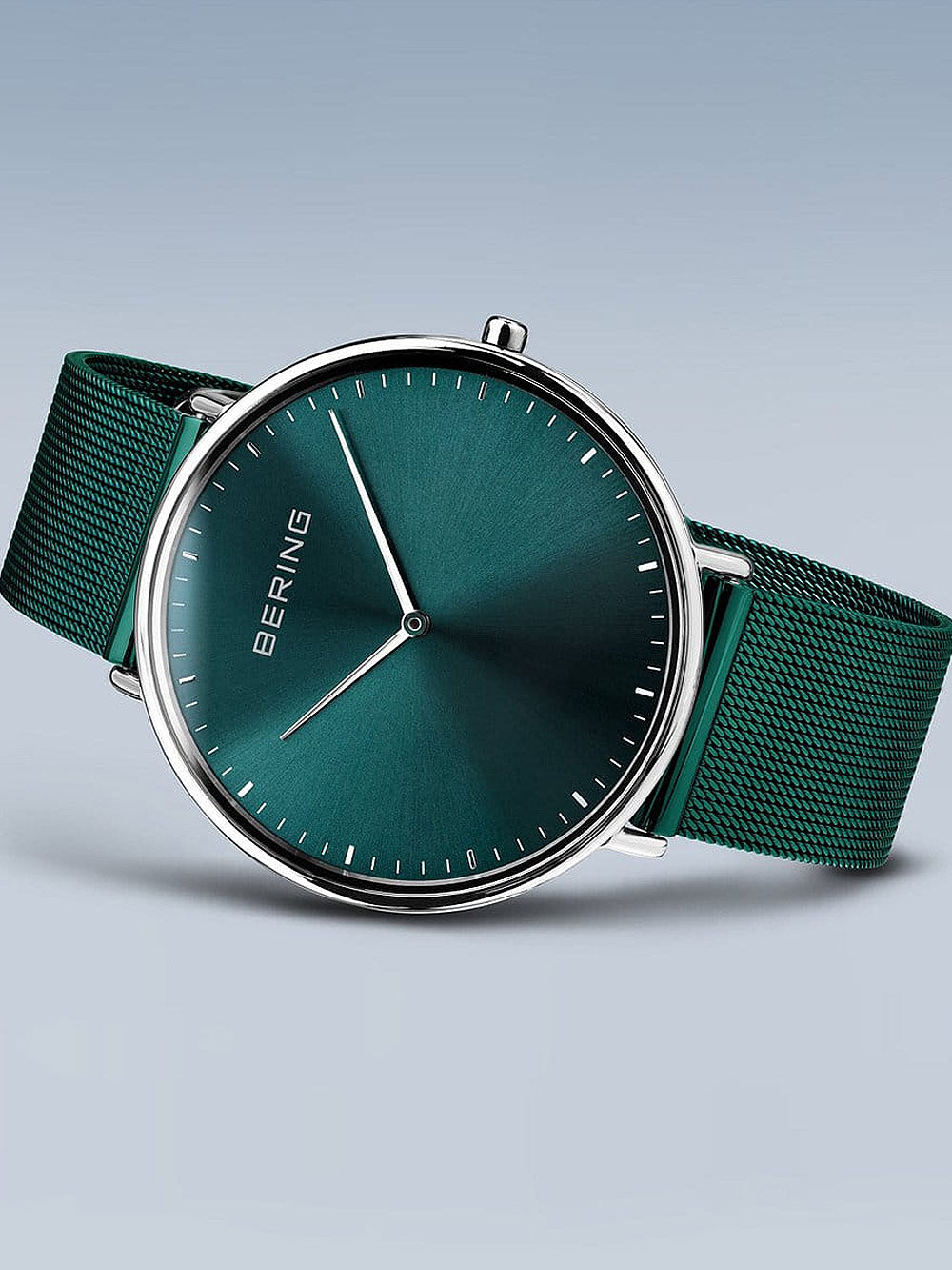 Bering 15739-808 Unisex laikrodis Ultra Slim 39mm 3ATM