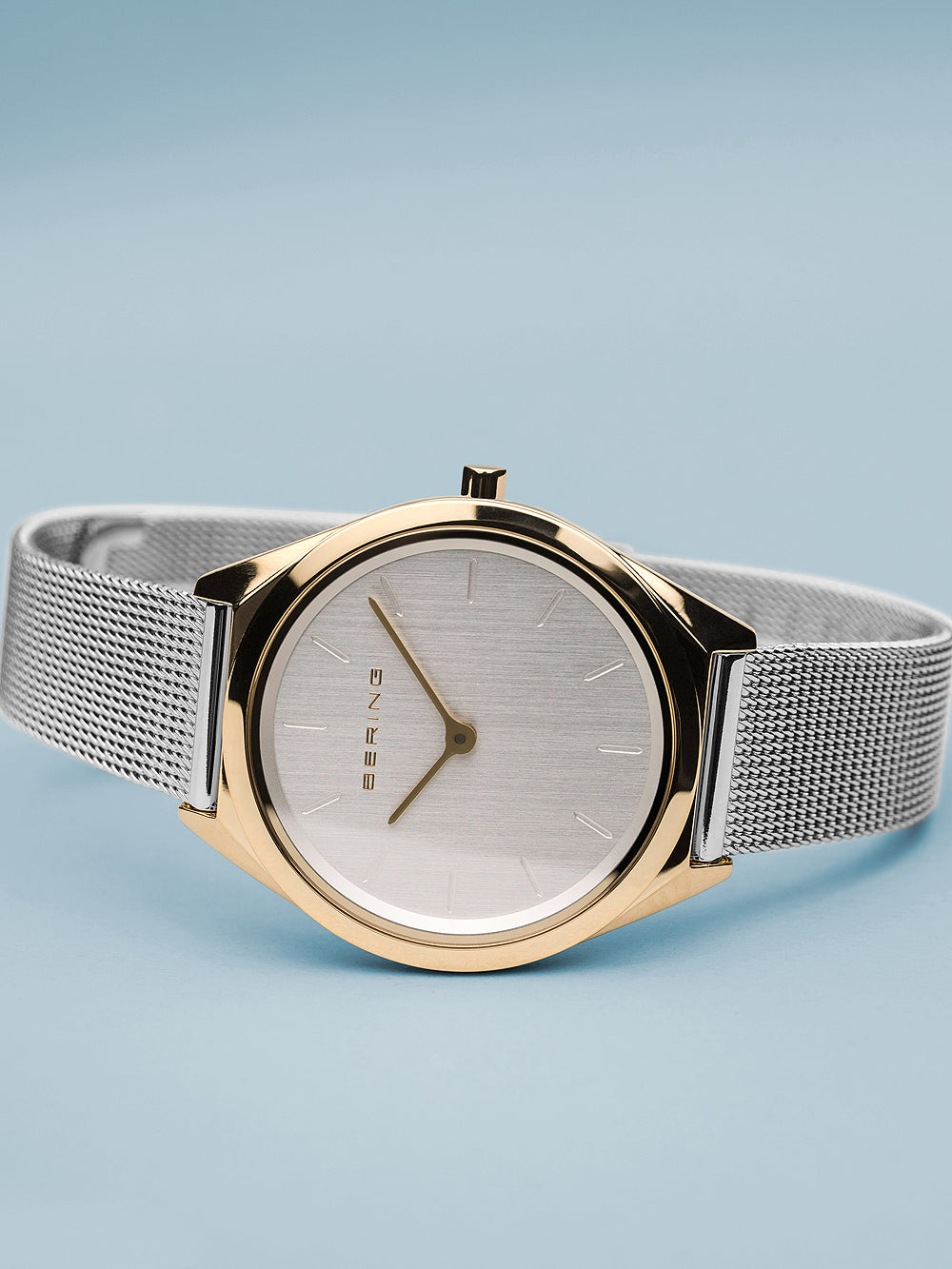 Bering 17031-010 Ultra Slim moteriškas laikrodis 31mm 3ATM