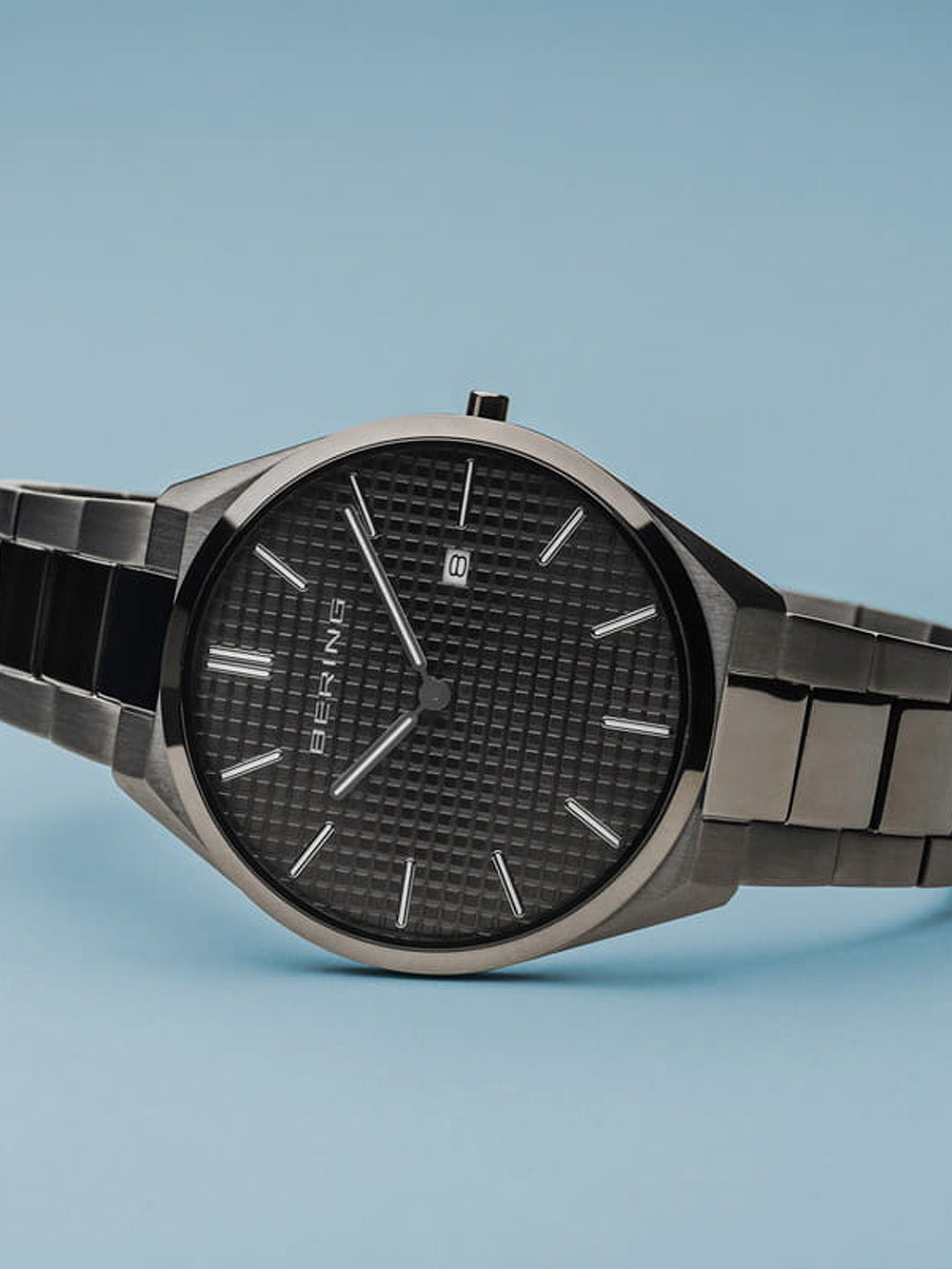 Bering 17240-777 Ultra Slim vyriškas laikrodis 40mm 3ATM