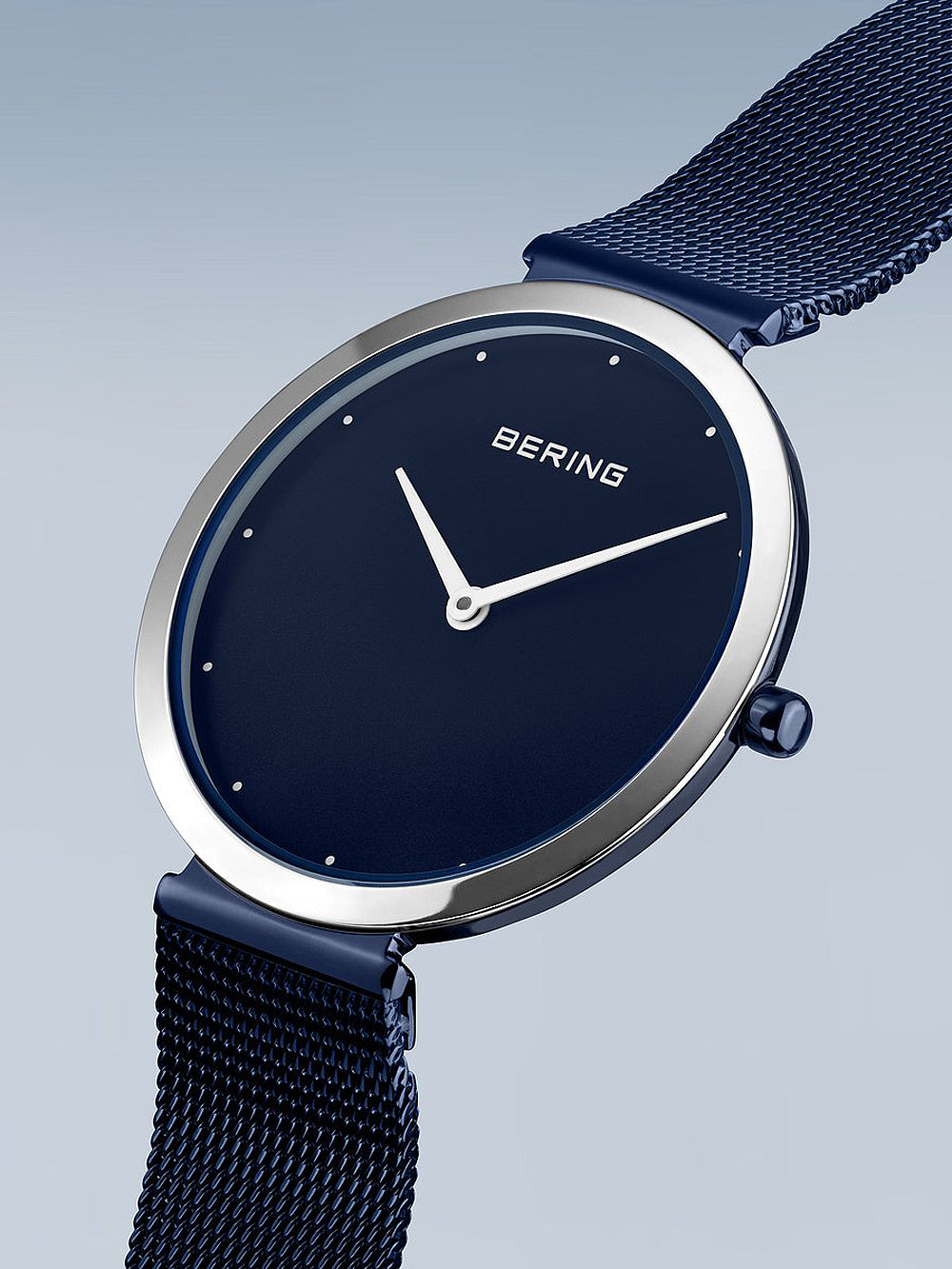 Bering 18132-397 moteriškas laikrodis classic 32mm 3ATM
