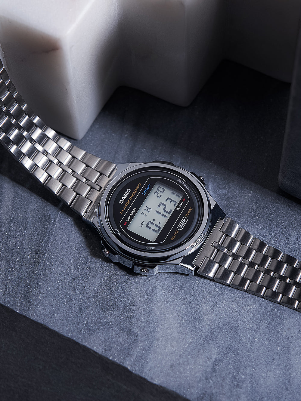 Casio A171WE-1AEF Vintage Round 36mm