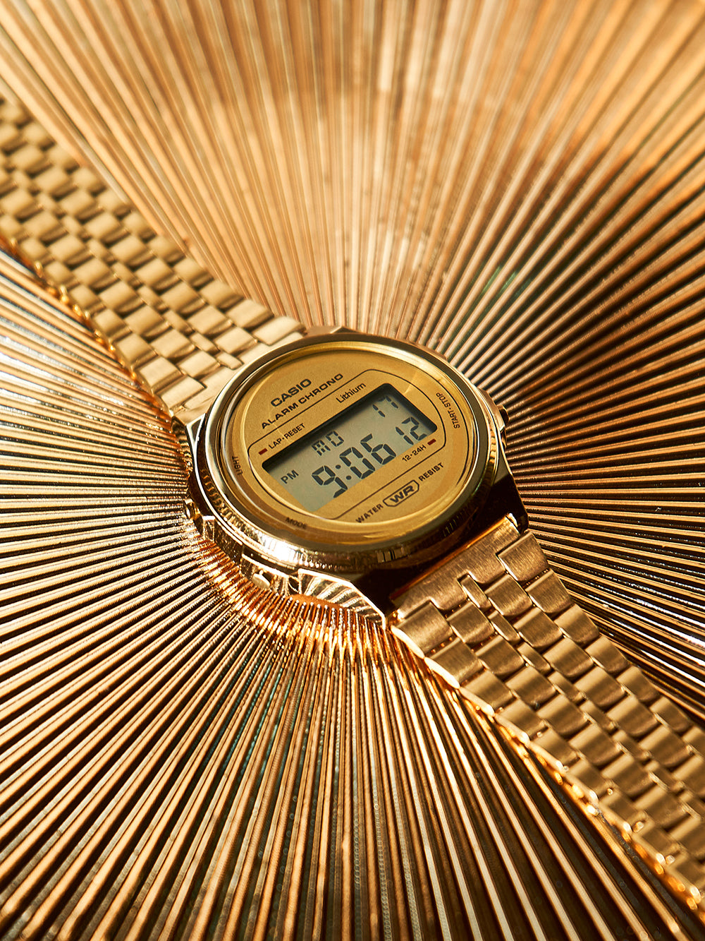 Casio A171WEG-9AEF Vintage Round 37mm