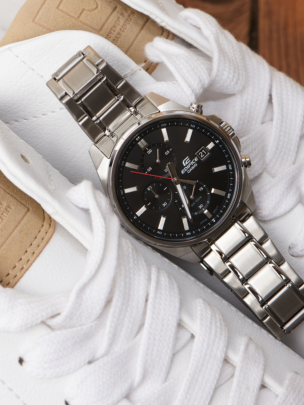 Casio EFV-610D-1AVUEF Edifice vyriškas laikrodis 43mm 10ATM
