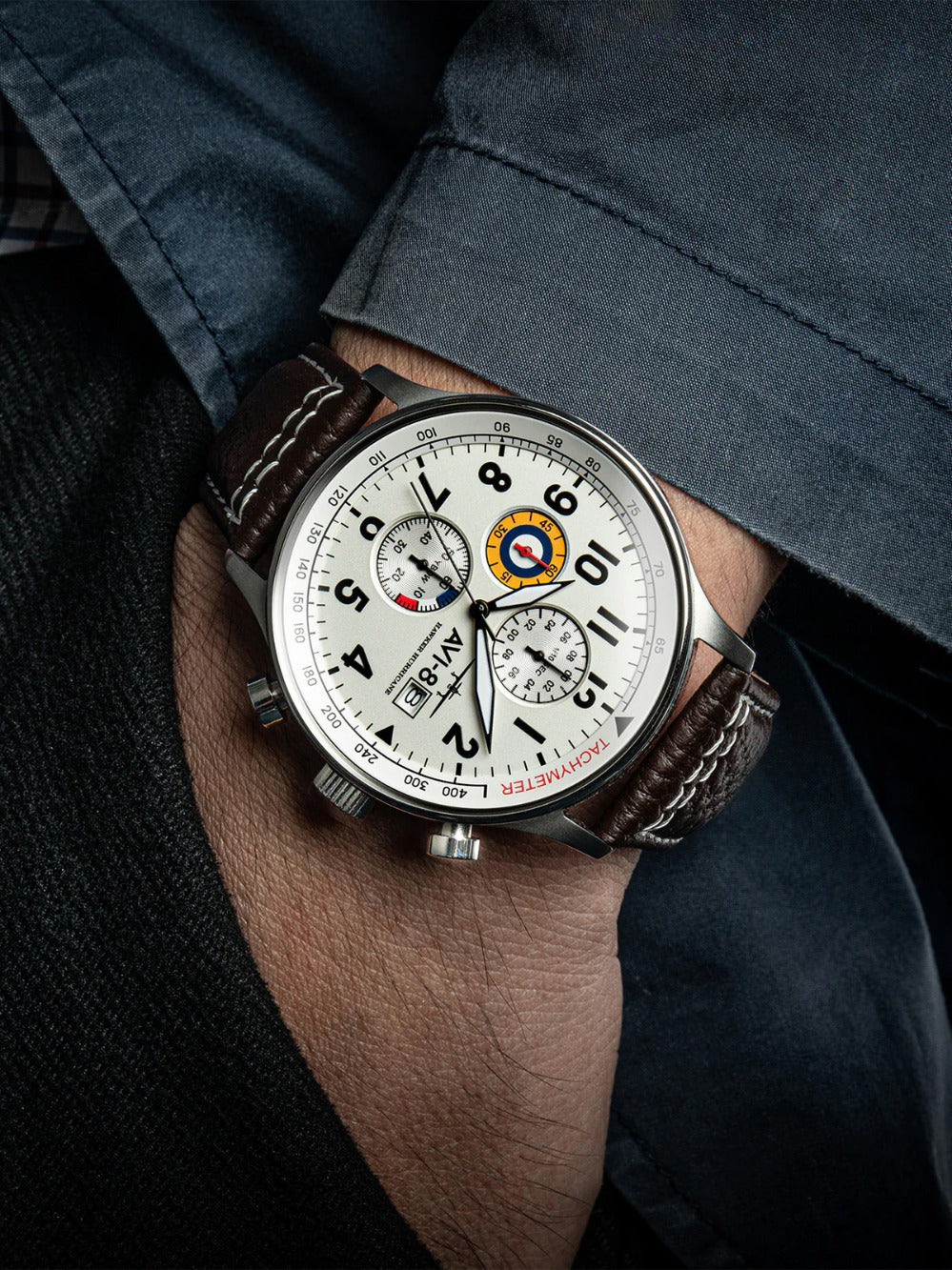 AVI-8 AV-4011-01 Hawker Hurricane Chronograph 43mm 5 ATM