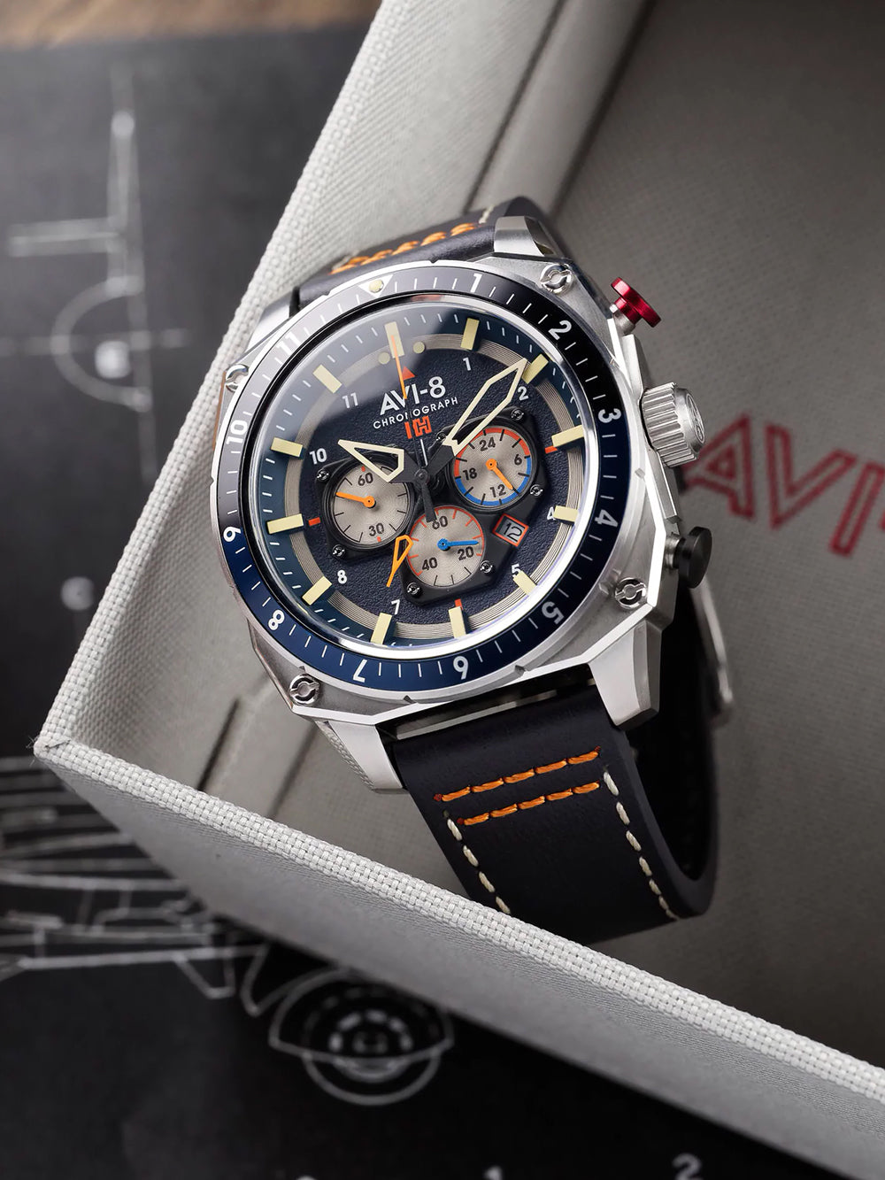 AVI-8 AV-4100-02 vyriškas laikrodis Hawker Hunter Dual Time Chronograph 43mm 5ATM