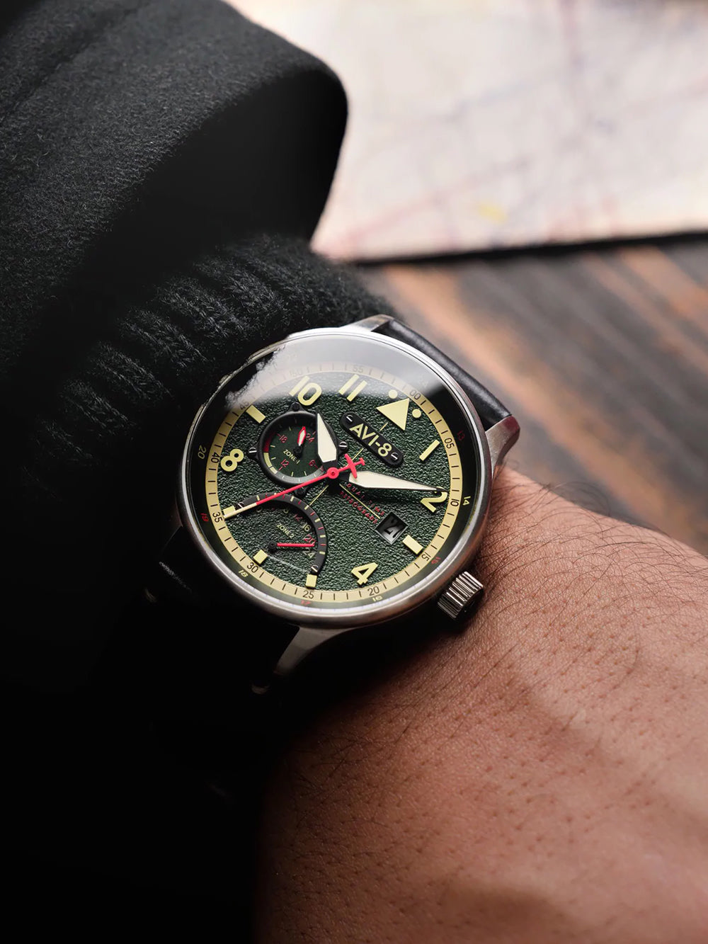 AVI-8 AV-4101-0A vyriškas laikrodis Hawker Hurricane McKellar Dual Time 44mm 5ATM