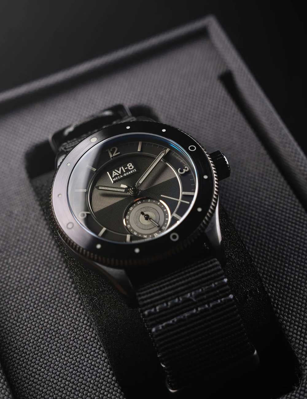 AVI-8 AV-4112-05 vyriškas laikrodis Flyboy Airmaster 40mm 5ATM