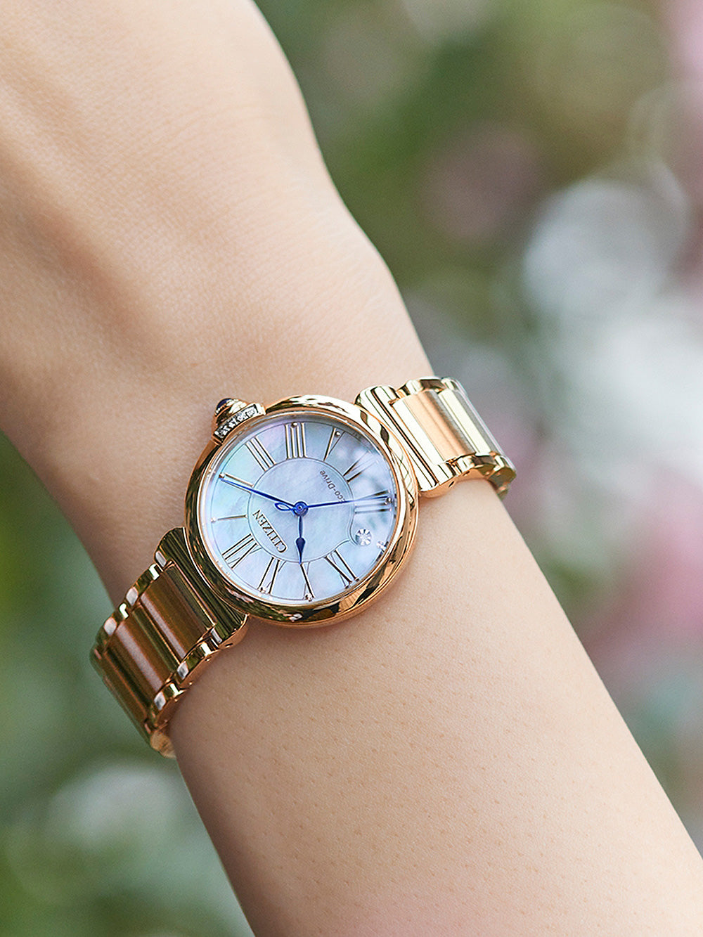 Citizen EM1063-89D Eco-Drive Elegance moteriškas laikrodis 30mm 5ATM
