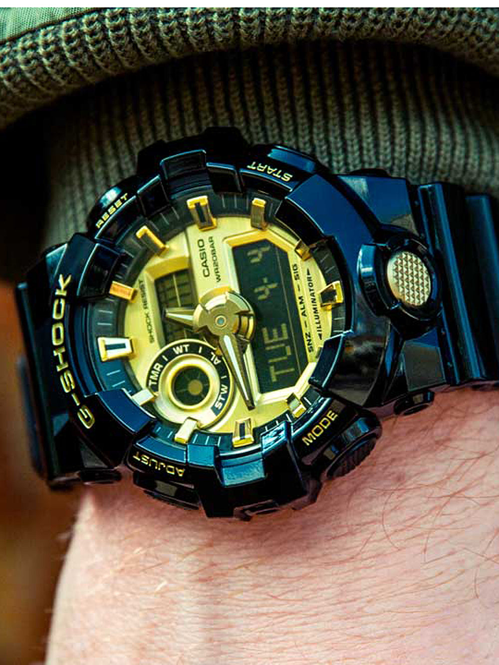 Casio GA-710GB-1AER G-Shock vyriškas laikrodis 53mm 20ATM
