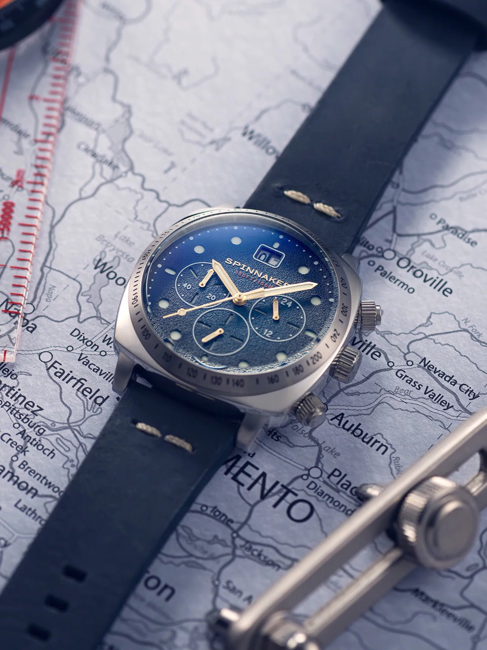 Spinnaker SP-5068-03 Hull Chronograph 42mm 10ATM