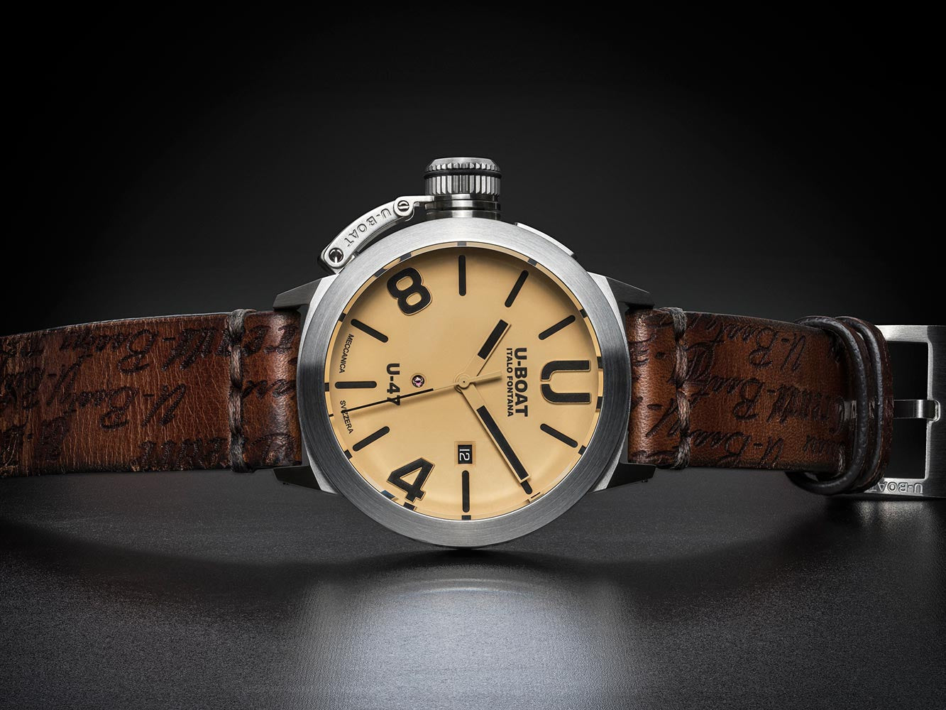 U-Boat 8106 Classico U-47 Automatic beige 47mm 100M