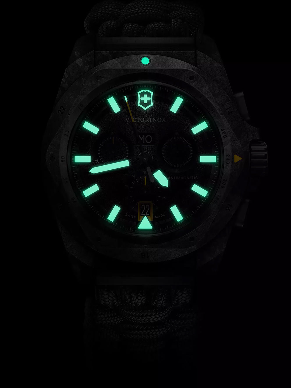 Victorinox 241989.1 vyriškas laikrodis I.N.O.X Carbon Chronograph 43mm 20ATM