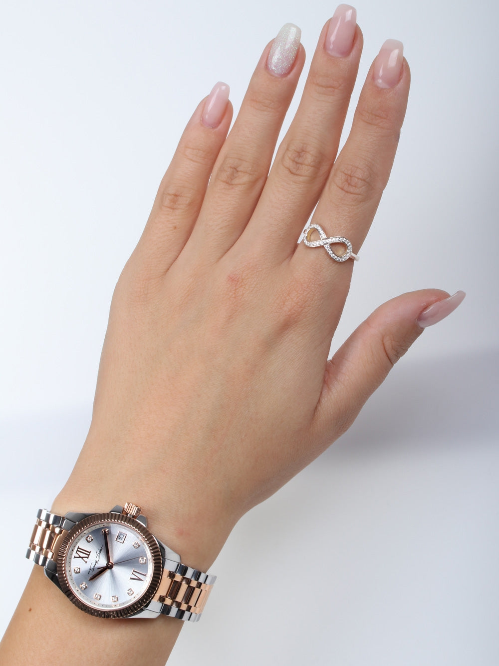 Thomas Sabo WA0219-272-201 Divine Spirit moteriškas laikrodis 33mm 5 ATM